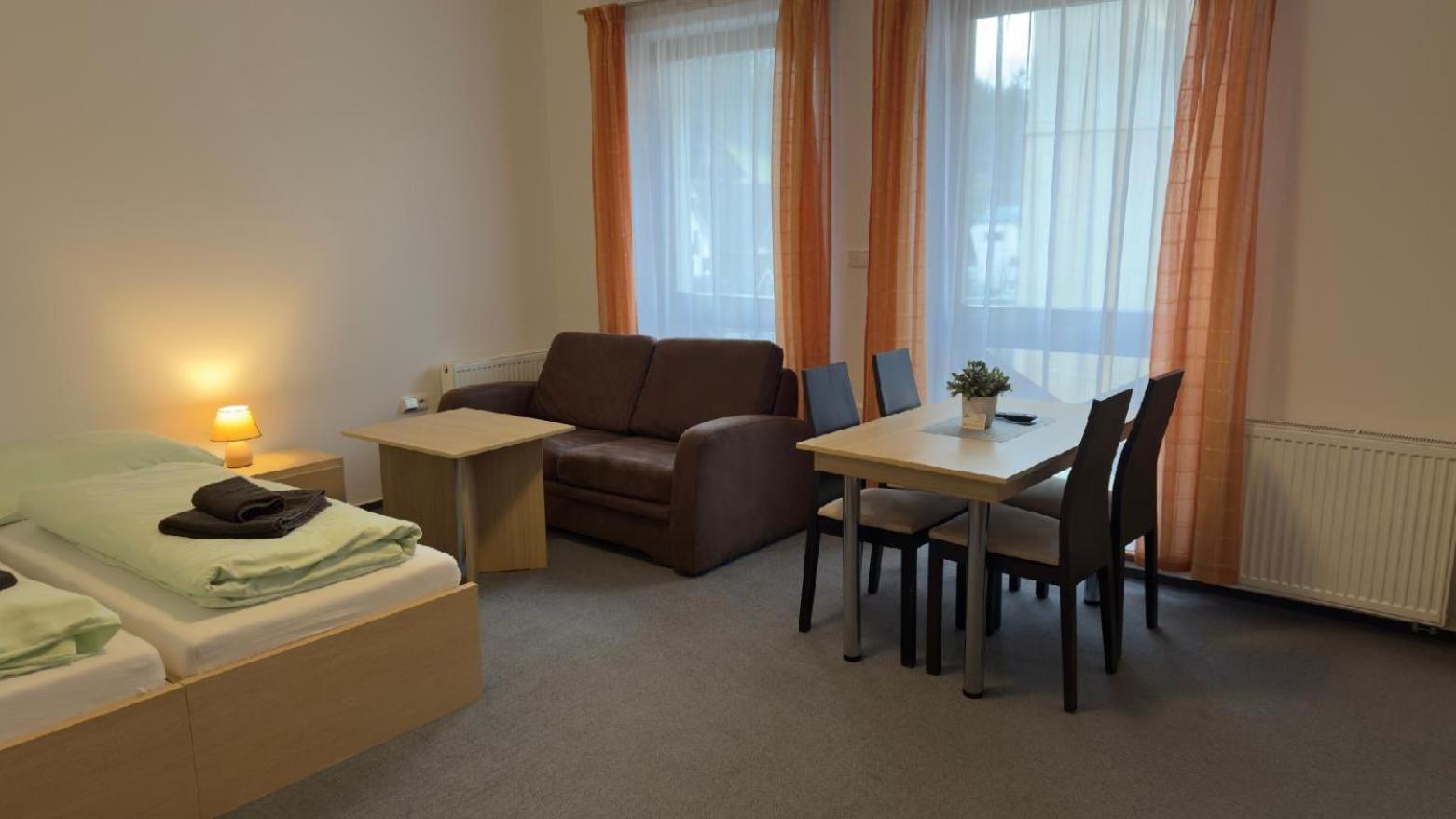Apartmany Sport With Garage Рокитніце-над-Їзероу Екстер'єр фото